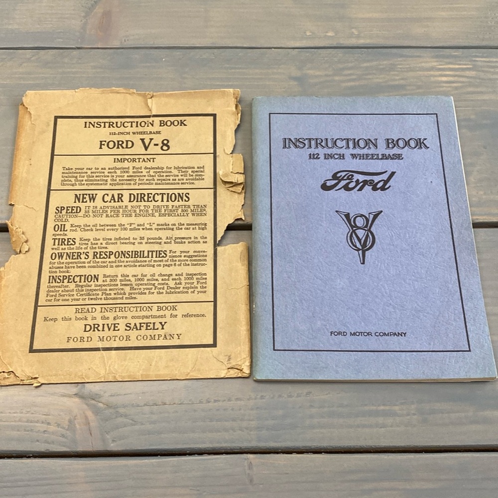 Ford V-8 1932 Instruction Book w/original sleeve